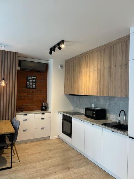 Lwowska 10 Residence, Rodzinny Apart Krasków Exterior foto